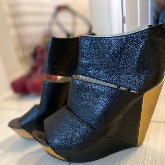 Leather Wedges - Picture 1 of 3